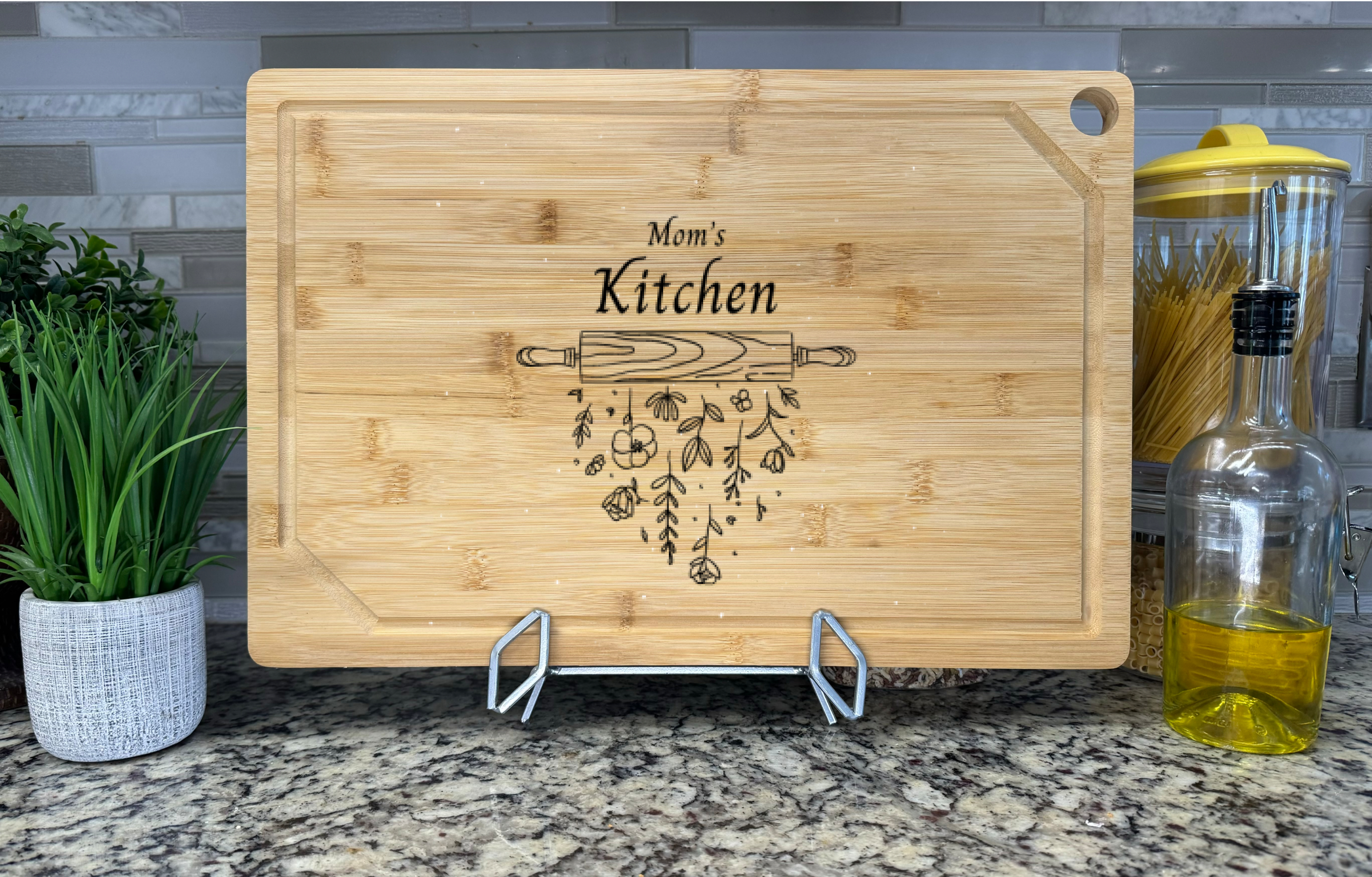 Mom's Kitchen - 1411