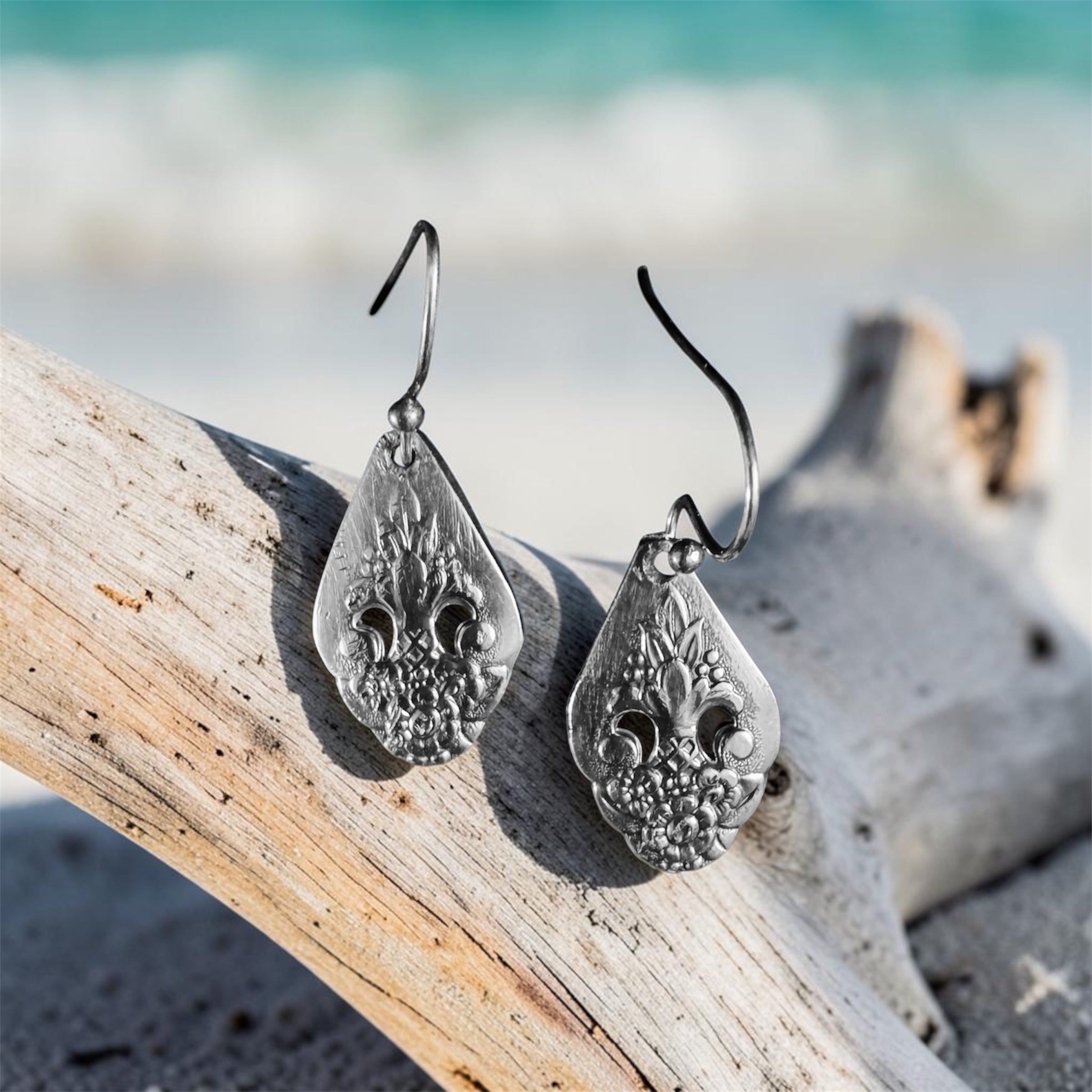 Lovely Lady (Small) Earrings - 2112