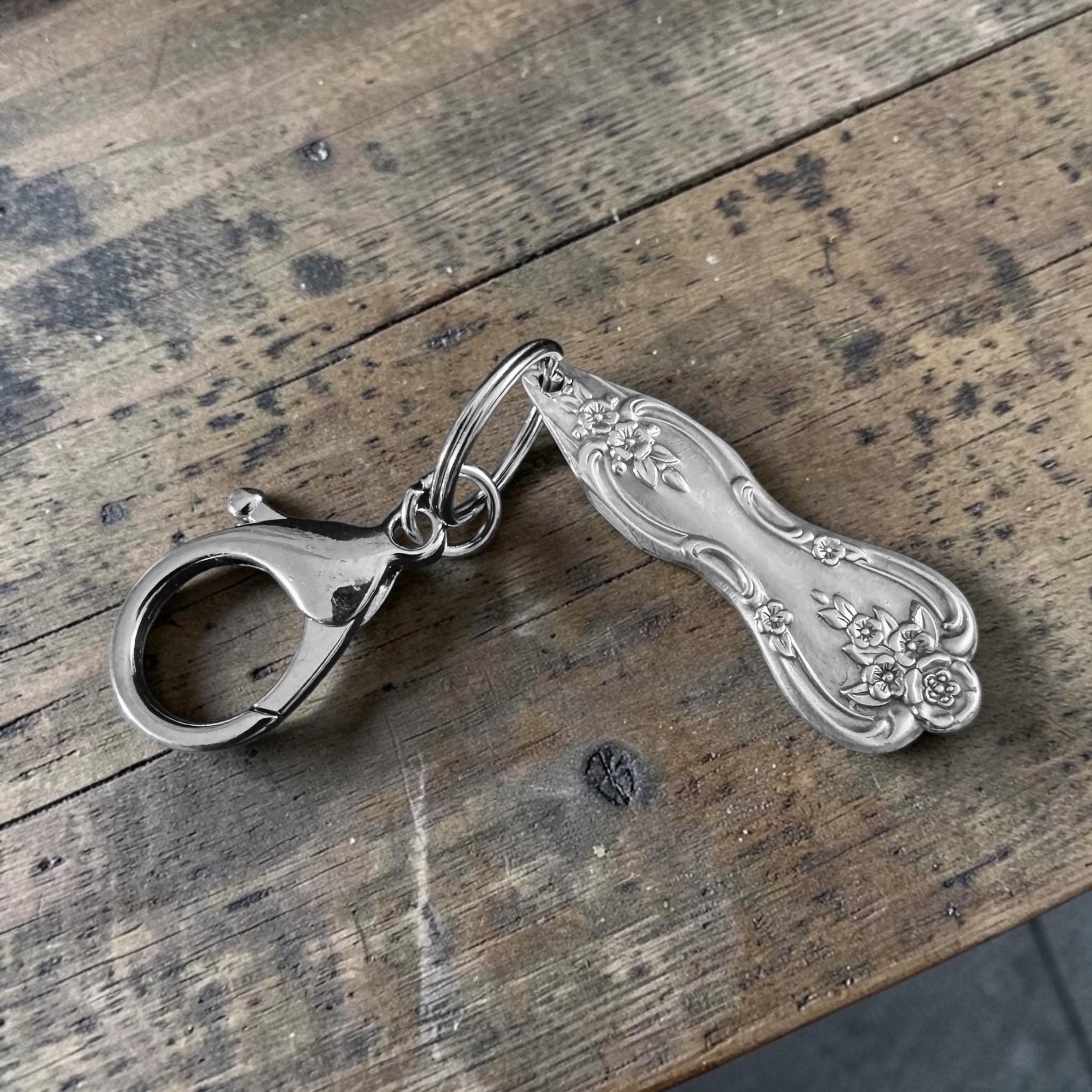 Magnolias Silverware Keychain - 20