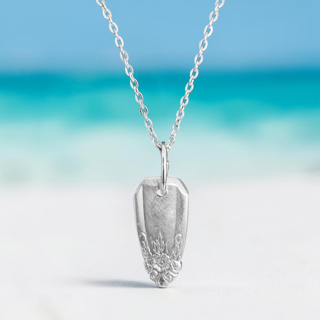 Grand Elegance (large) Necklace- Size 18 inch chain - 2117