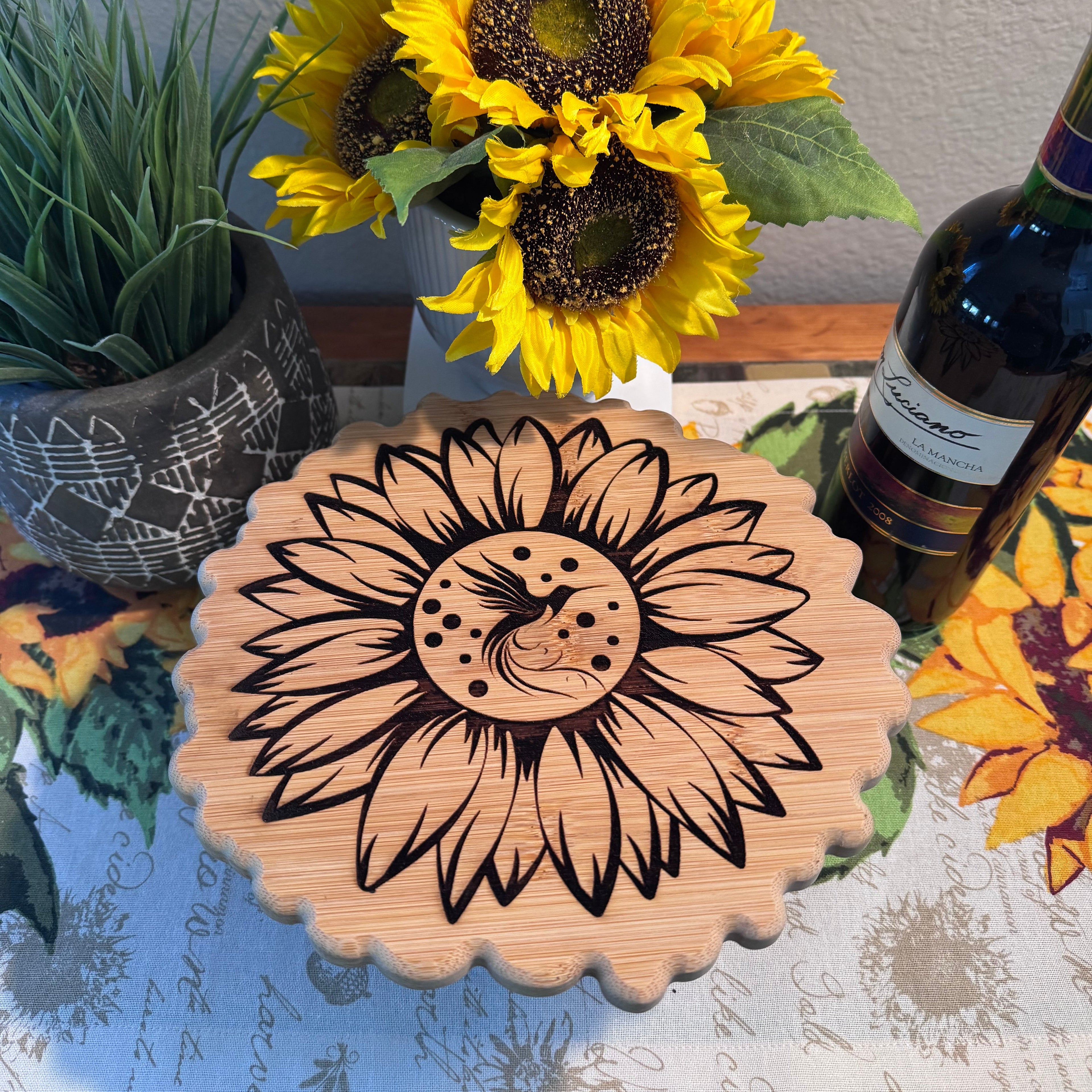 Sunflower Hummingbird - 9" Round Cutting Board - 1439