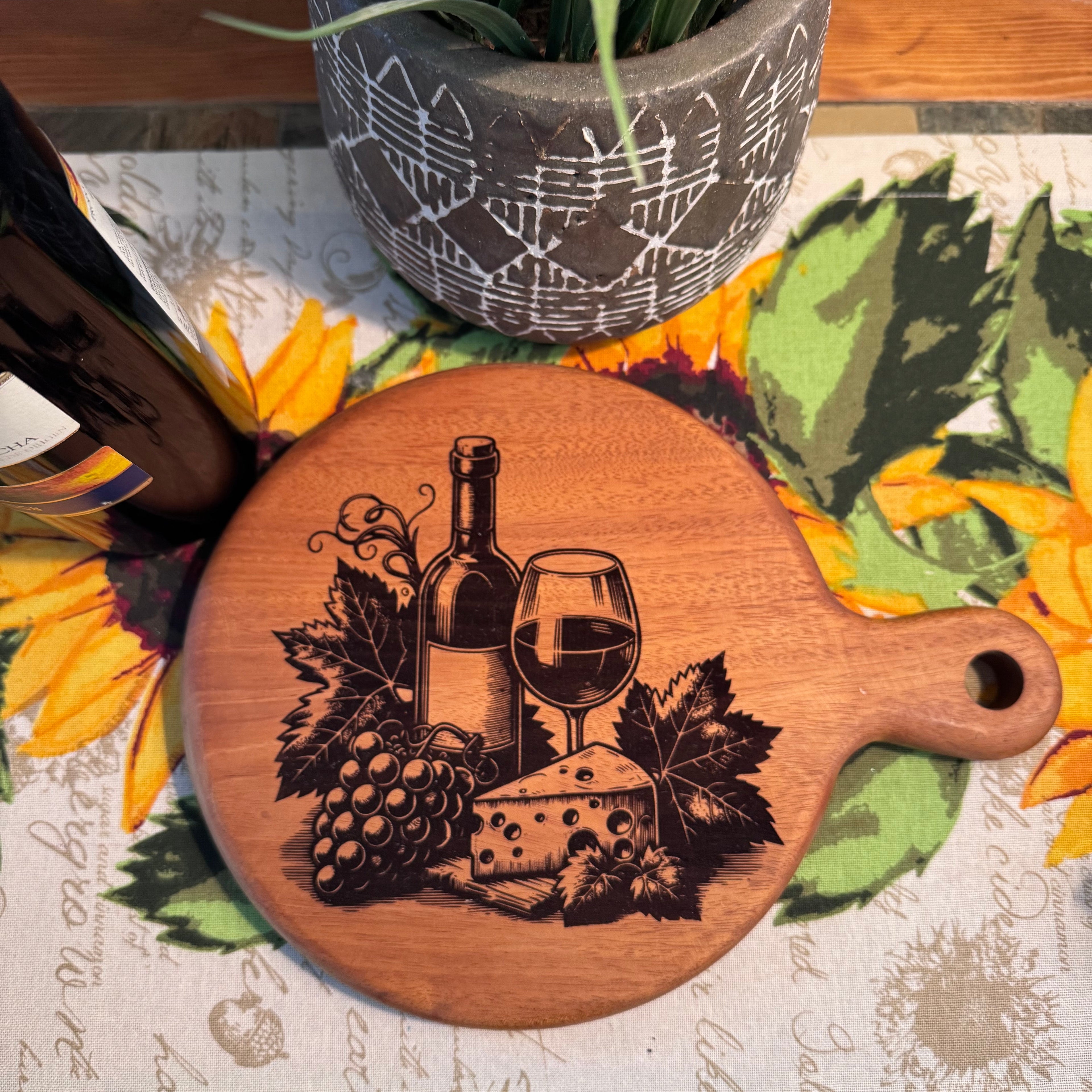 Wine & Cheese Scene - 9" Round w/ Handle - 1431