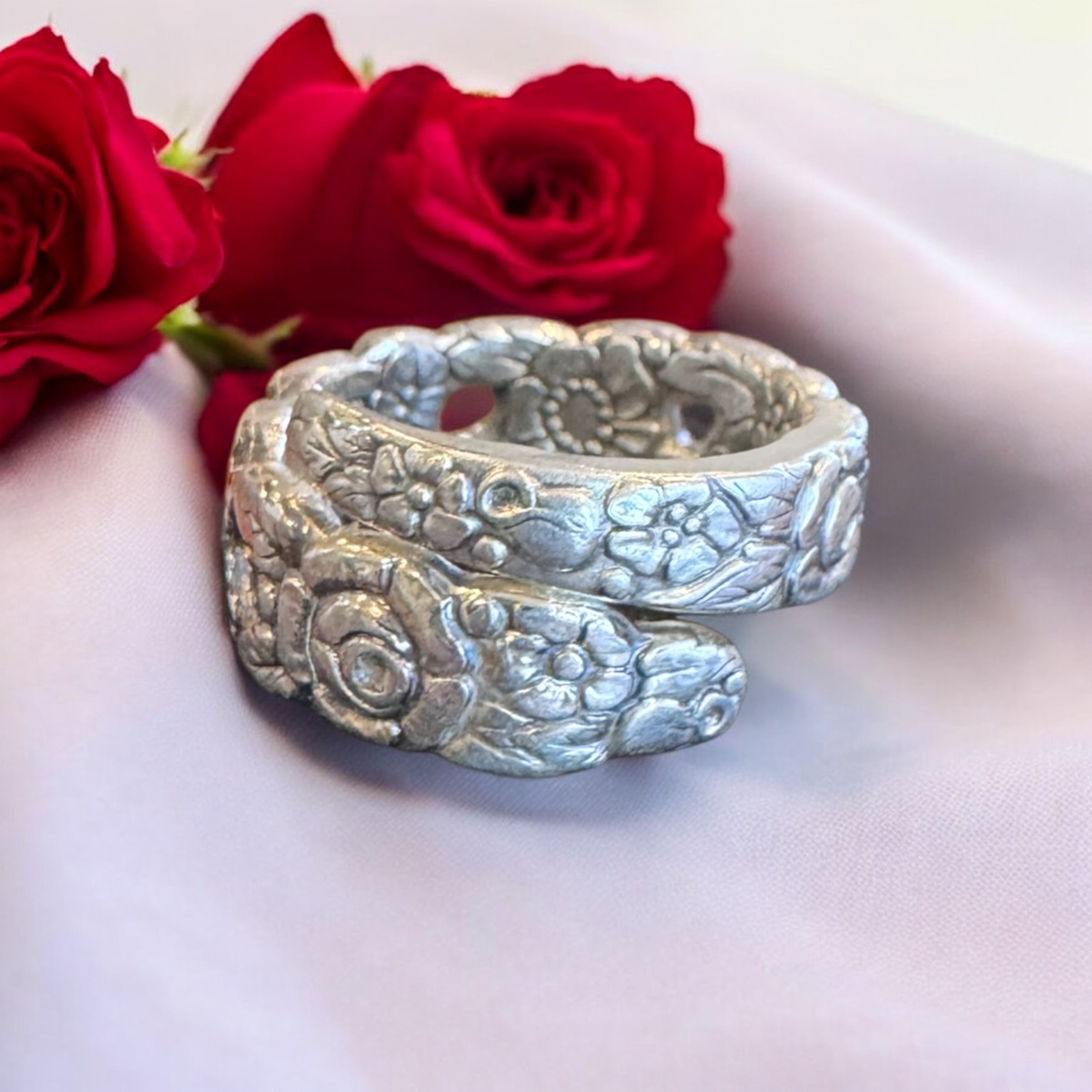 Band of Roses - Size 9 - 906