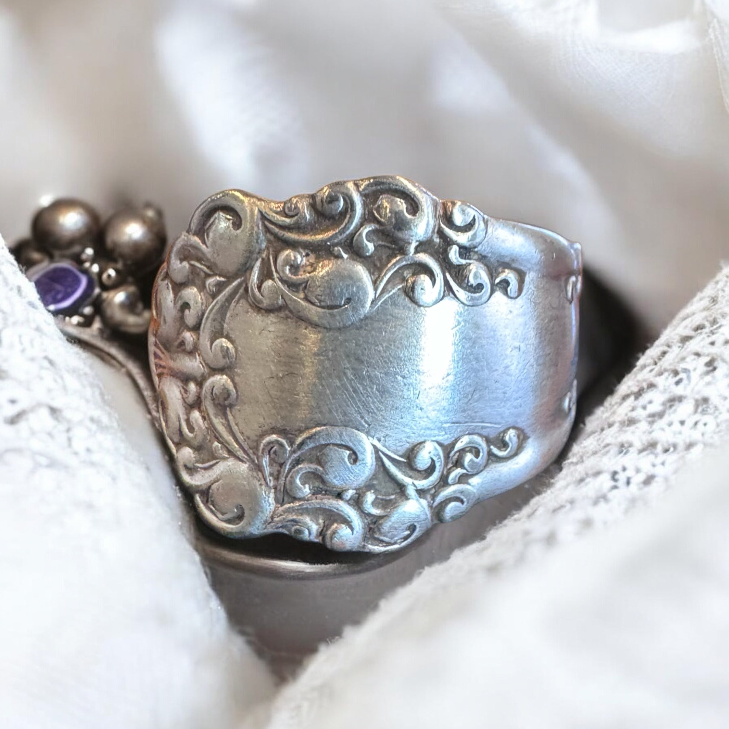 French Scroll - Size 9 - 913