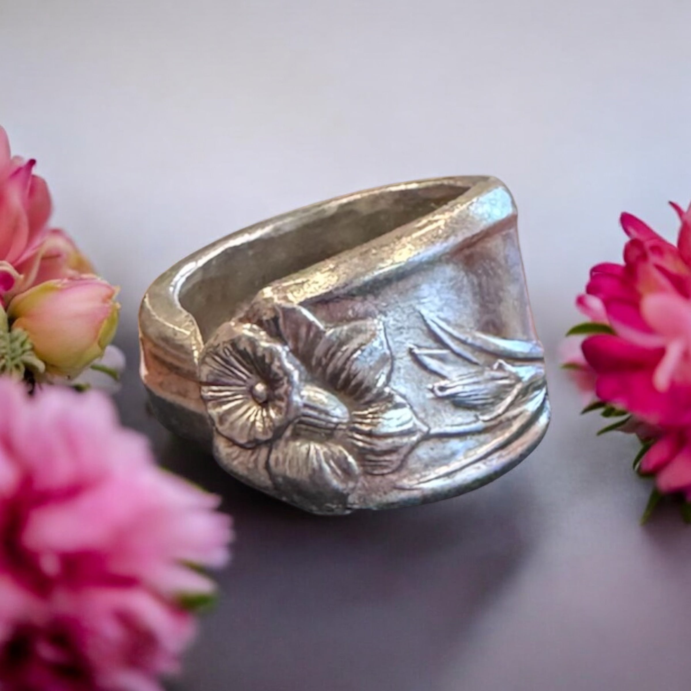 Trumpet Flower - Size 5 - 52